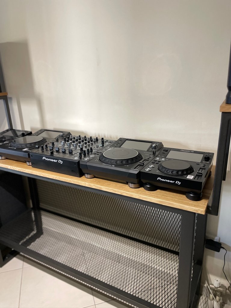 DJstand03